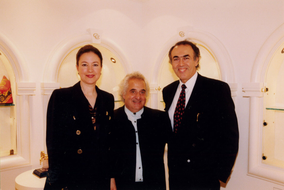 Grand opening of the Carrera Y Carrera Boutique in 1997, at the lobby of the St. Francis Hotel