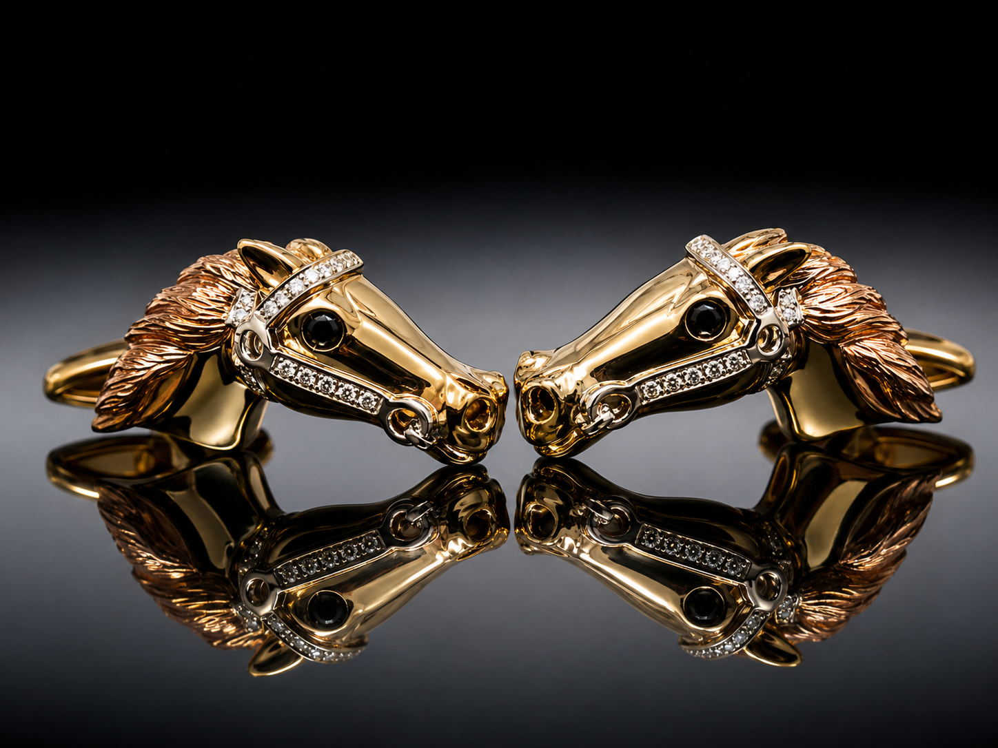 18K Yellow Gold Horse Diamond Cufflinks