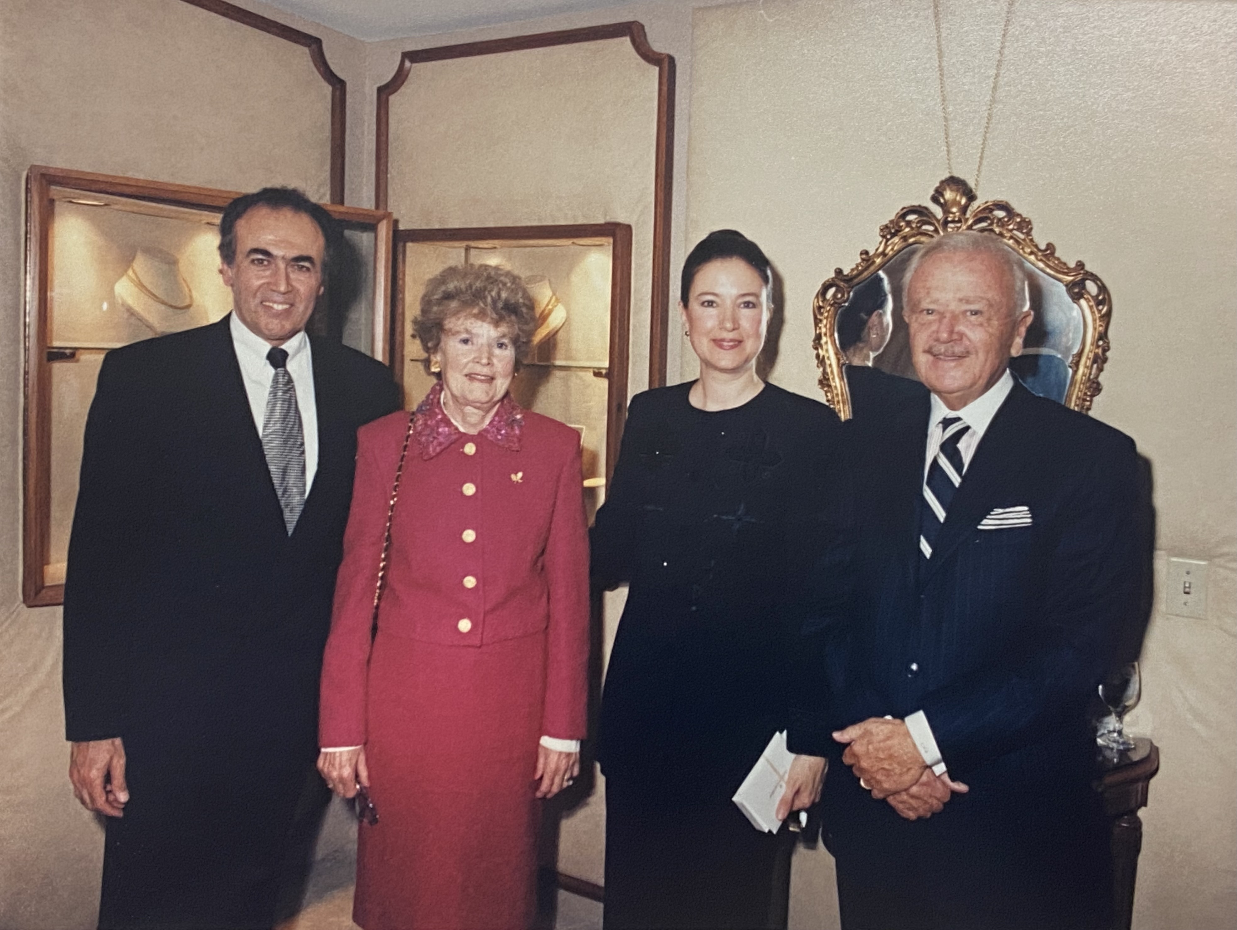 Shapur Mozaffarian, Narcis Mozaffarian with important guests