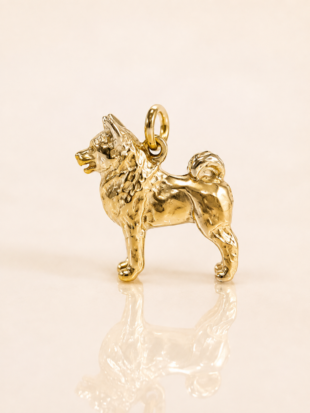 Fine 14K Gold Keeshond Dog Charm