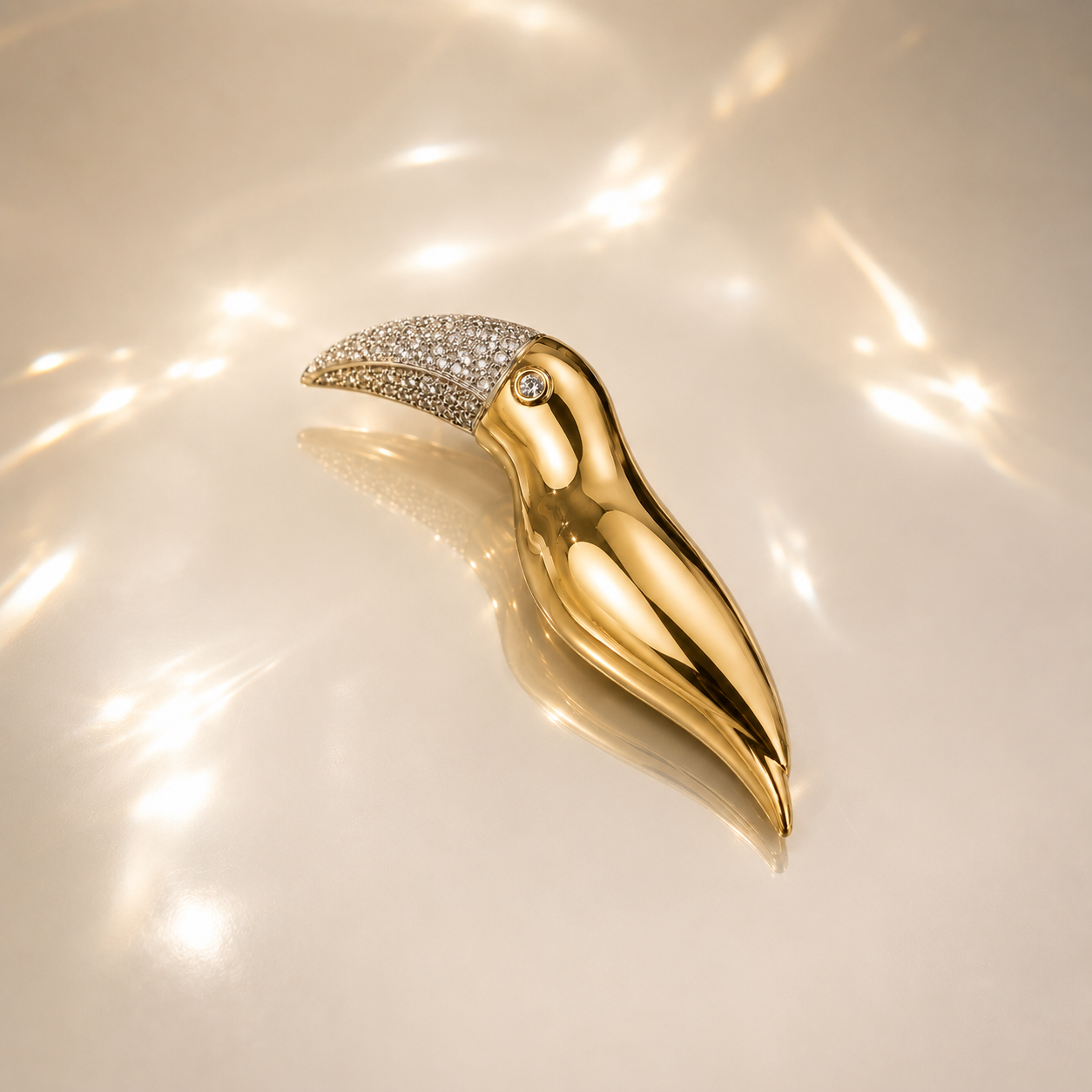 18K Yellow Gold & Diamond Tucan Brooch