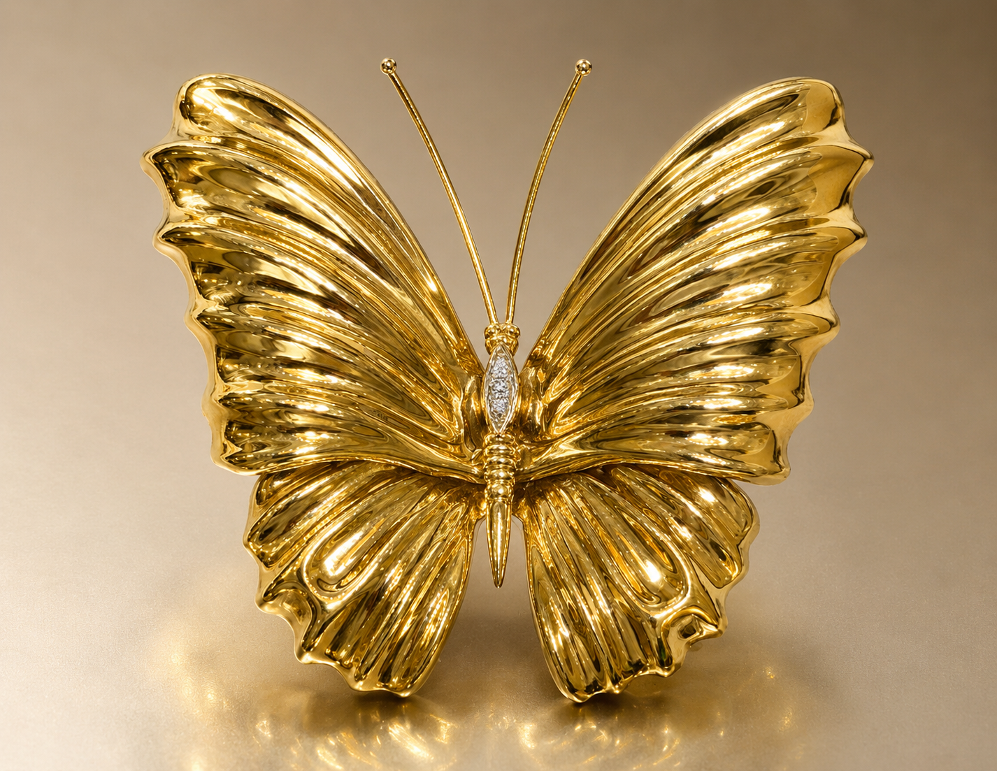 18K Yellow Gold Gold & Diamond Butterly Brooch