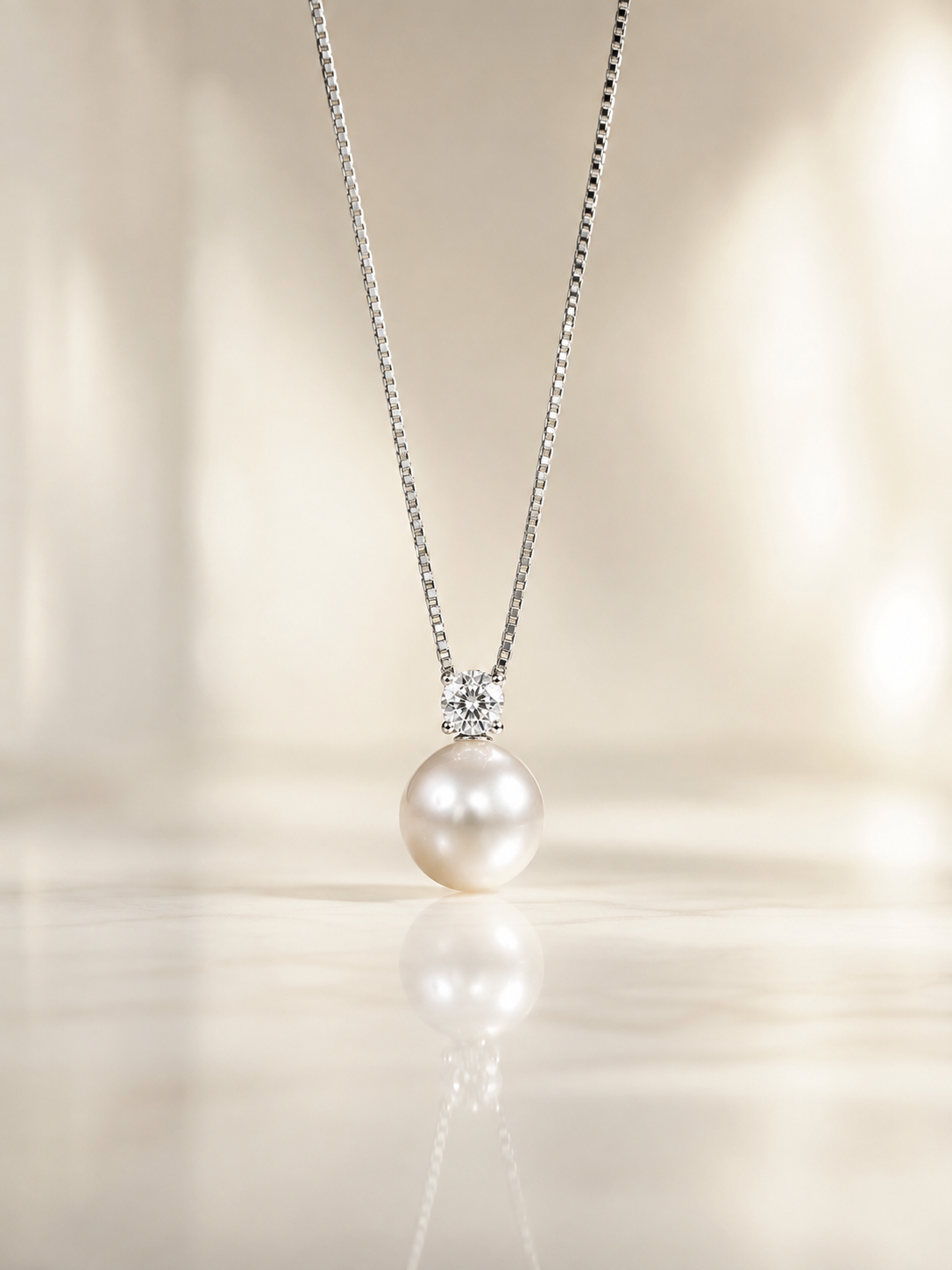 Fine South Pearl & Diamond Pendant
